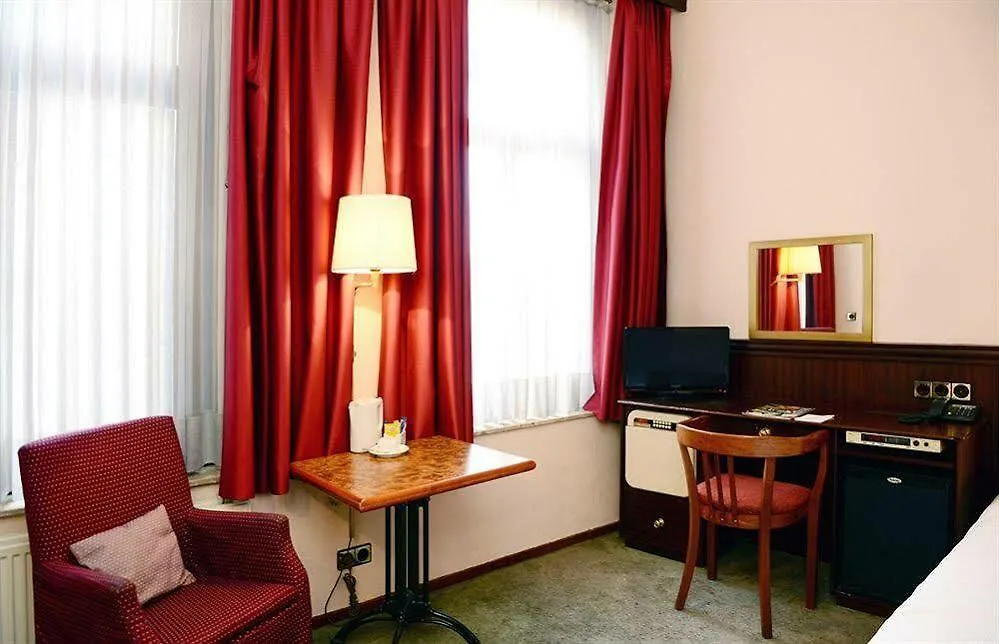 Amrath Grand Hotel De L'Empereur Maastricht 4*,  Netherlands